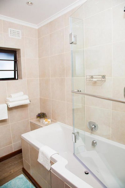 WarmKaros Bed & Breakfast, East London, South Africa