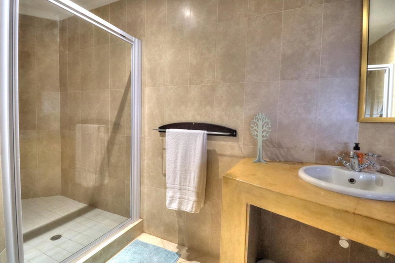 Ark de Triomphe, Riebeek-Wes, South Africa