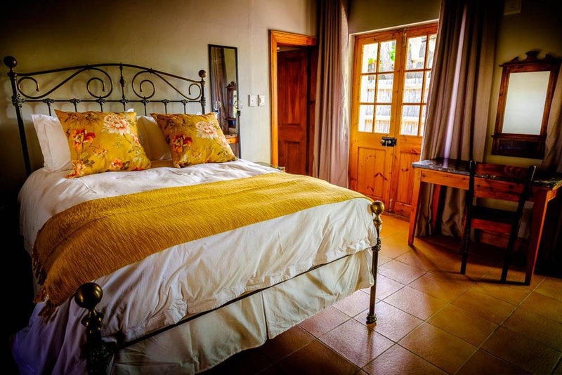 Vrisch Gewagt Boutique Self-Catering Olive Farm, Prince Albert, South Africa