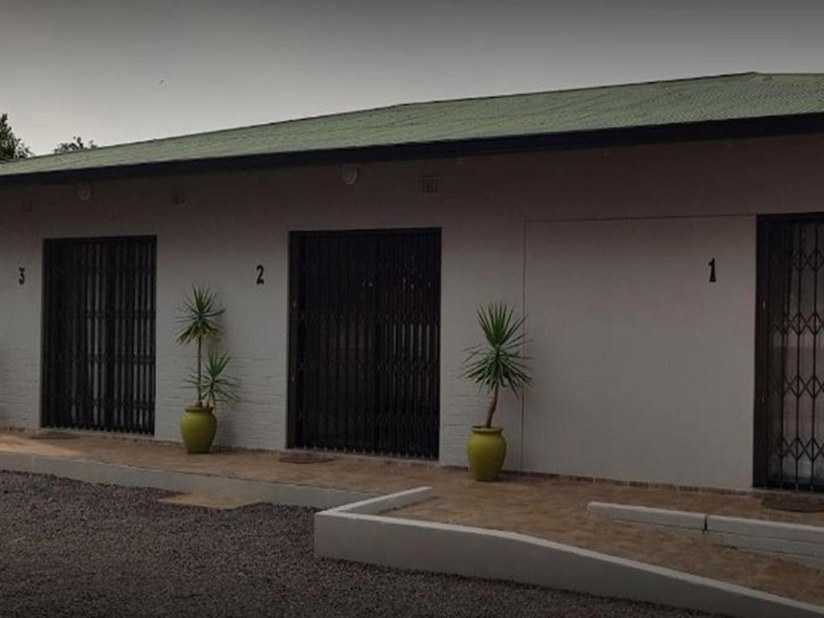 Hotel · House 205, Vanderbijlpark