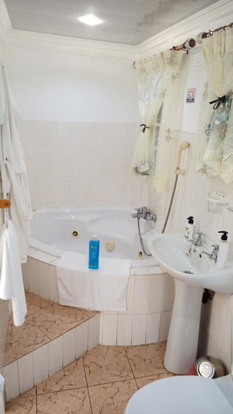 Queensburgh B&B or Self Catering, Durban, South Africa