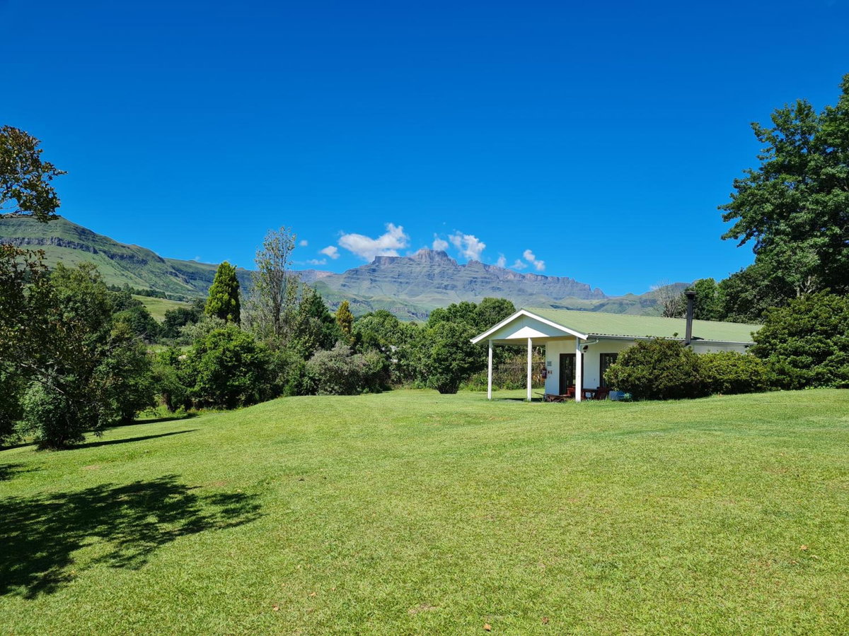 Hotel · Swallowfield Cottage, Champagne Valley