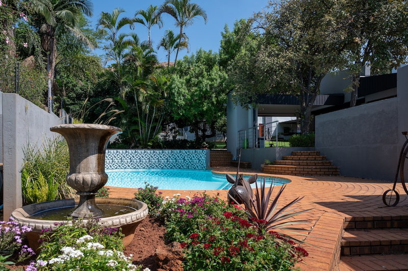 Casa Albergo, Akasia, South Africa