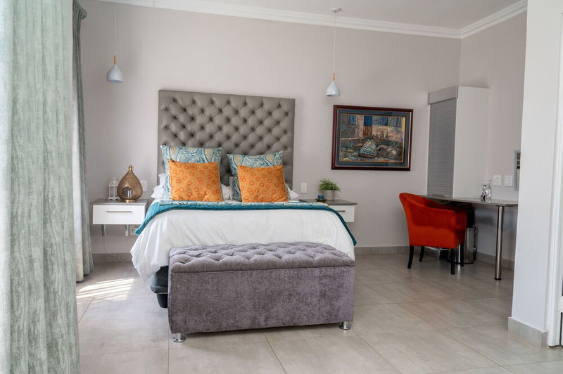 Casa Albergo, Akasia, South Africa