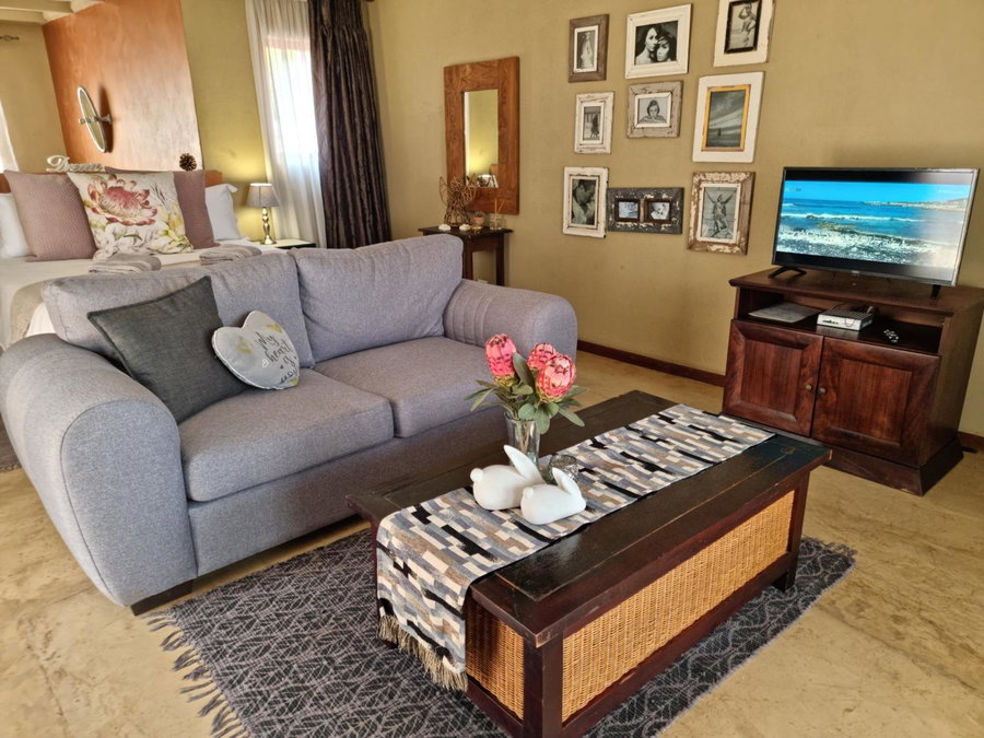 Watershed Guest House, Hartbeespoort, South Africa