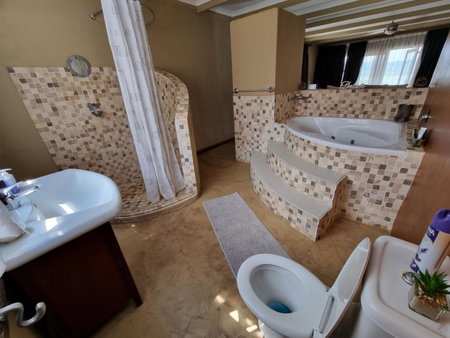 Watershed Guest House, Hartbeespoort, South Africa