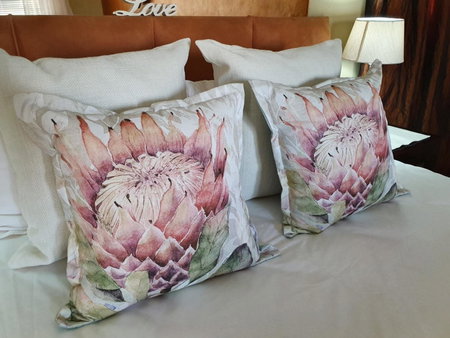 Watershed Guest House, Hartbeespoort, South Africa