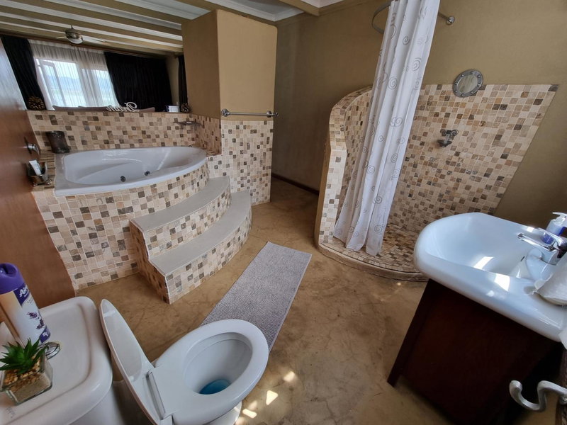 Watershed Guest House, Hartbeespoort, South Africa