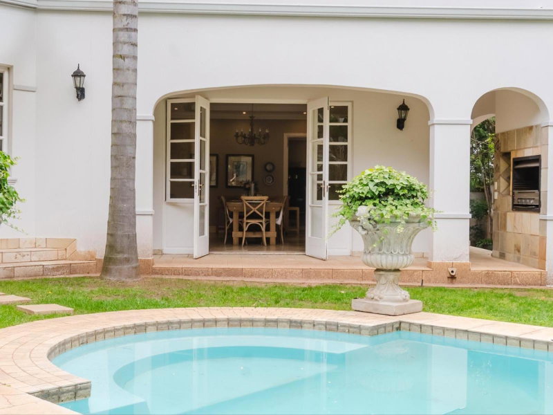 Hyde Park Retreat, Johannesburg, South Africa