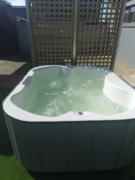 Stukkie Cottage, Hermanus, South Africa