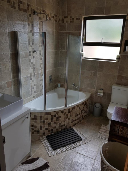 Stukkie Cottage, Hermanus, South Africa