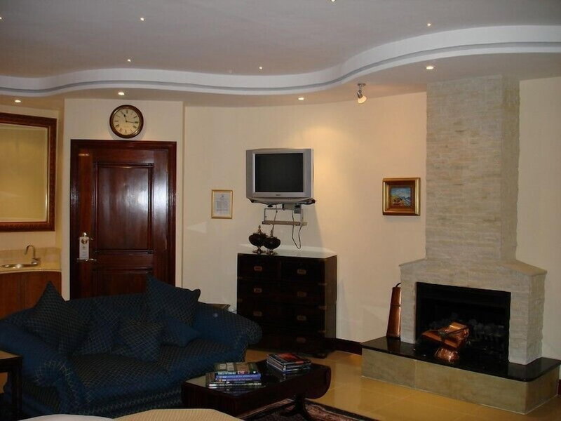 Kosmos Manor, Hartbeespoort, South Africa
