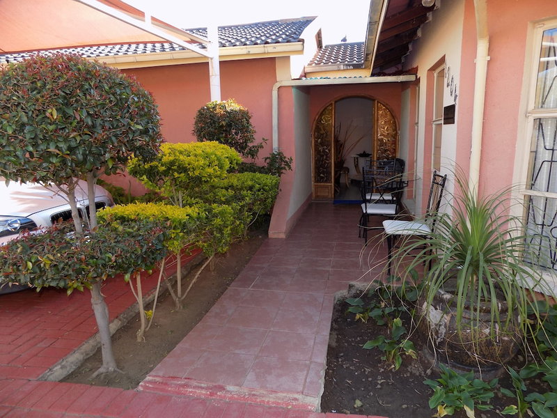 Joezebel Guest House, Moses Kotane, South Africa