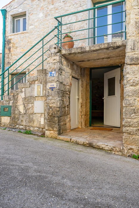 O Refúgio das Buracas, Condeixa a Nova, Portugal