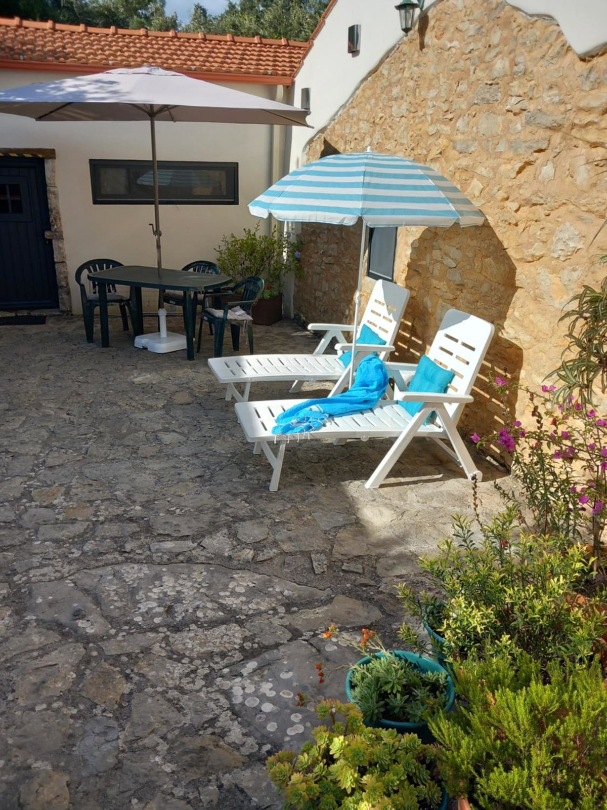 Hotel · Casa Hozani, Albarrol