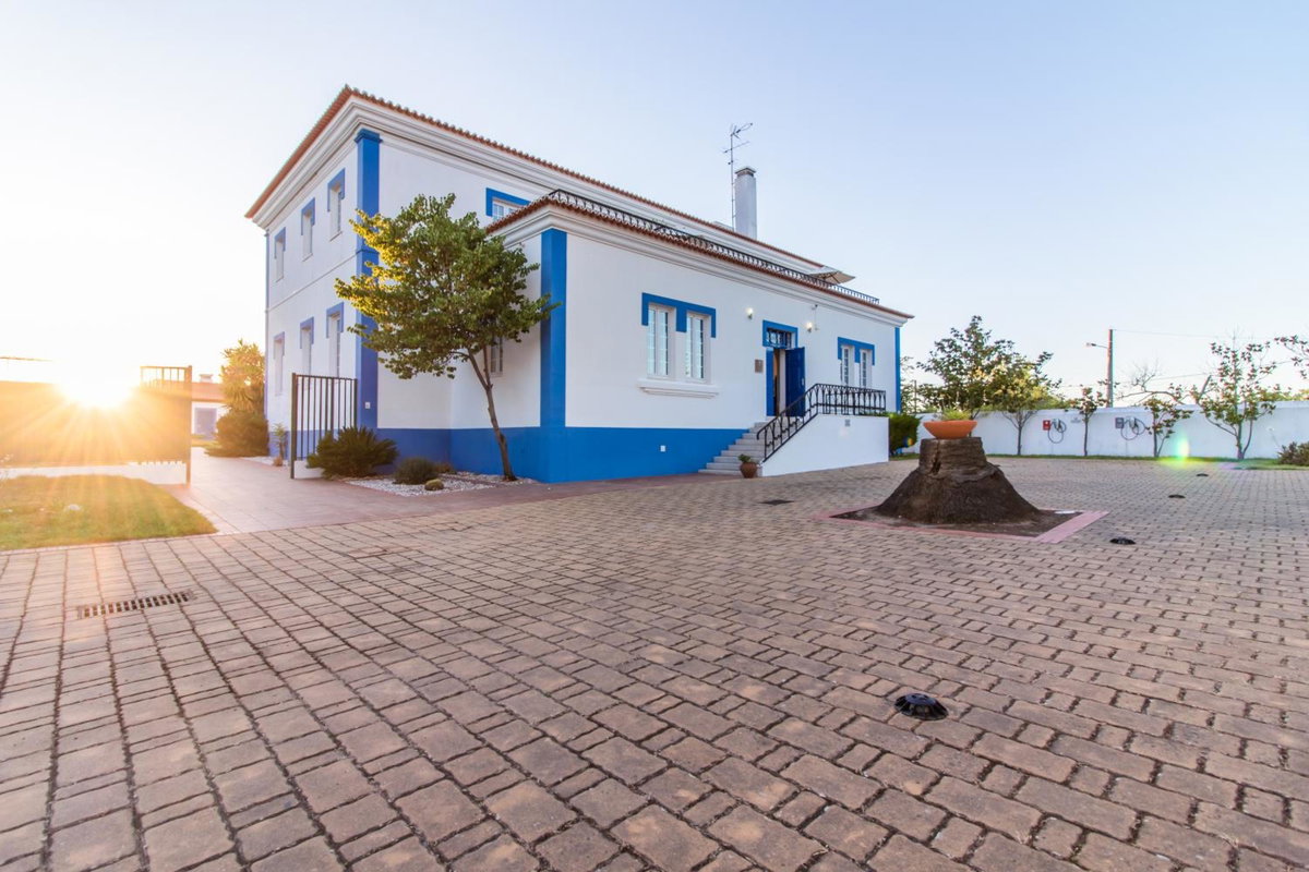 Hotel · HOTEL LOUSAL Grandola, Lousal
