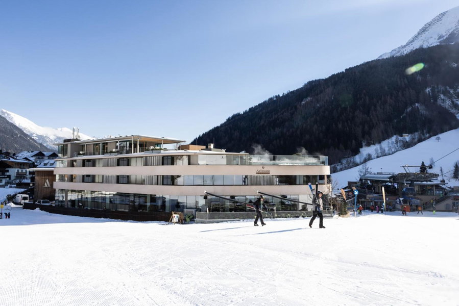 Hotel Arlmont 4 Stern Superior, Sankt Anton am Arlberg, Austria