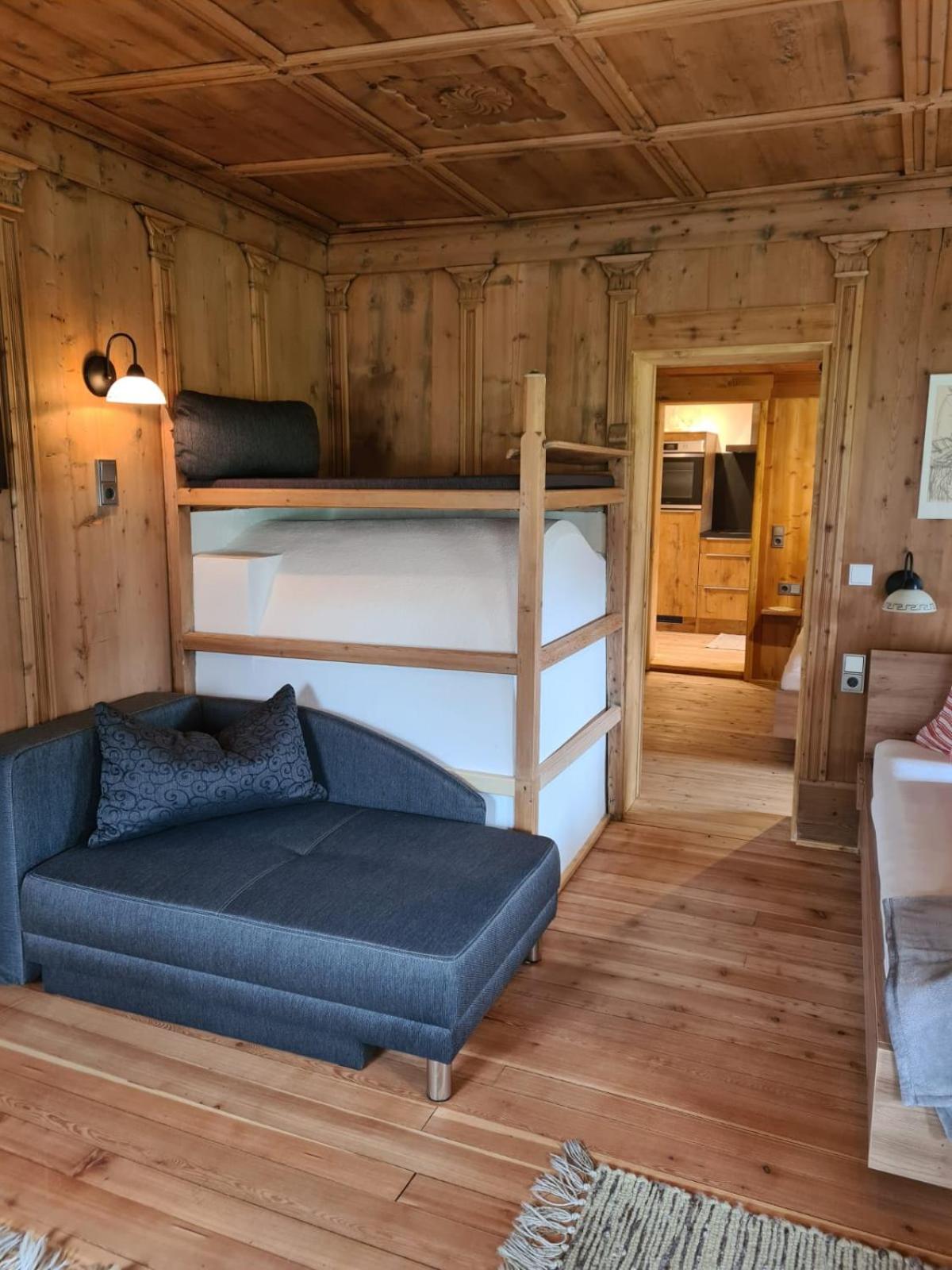Hotel · Apartment Familie Webhofer, Kartitsch