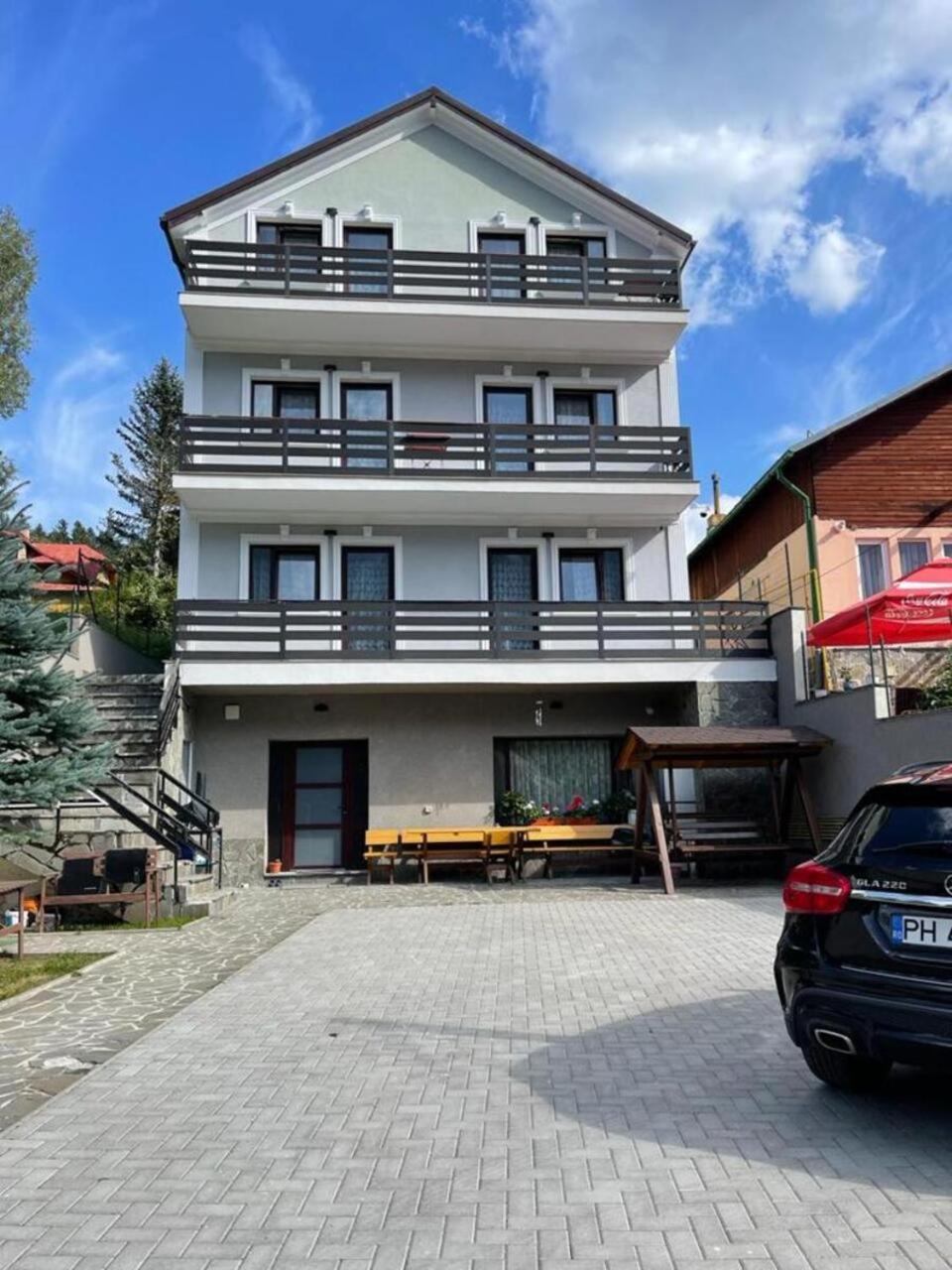 Hotel · Hygge House, Buşteni