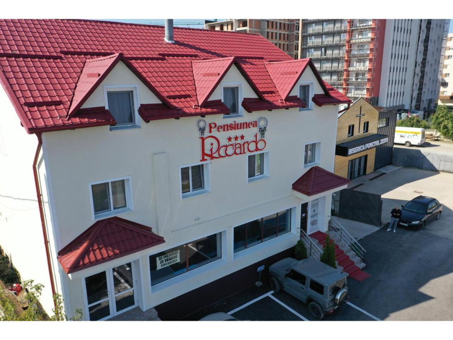 Pensiunea Riccardo, Braşov, Romania