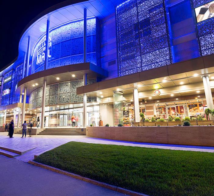Lucky Studio Mall Vitan, Bucharest, Romania