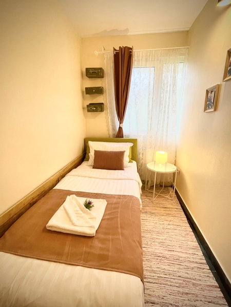 Perfect Place to Stay self check in-24h-NETFLIX-WIFI, Reşiţa, Romania