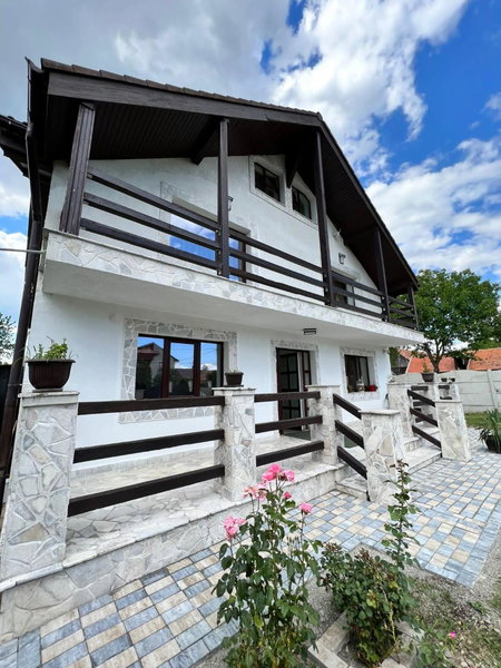 Garden Villa, Braşov, Romania