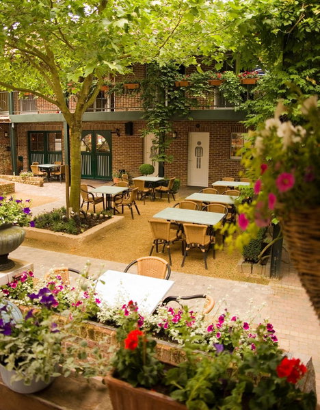 Vakantiewoningen-Pizzeria Blanckthys Voeren, Voeren, Belgium