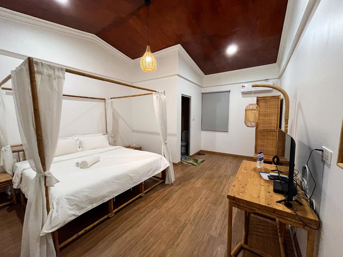 Hotel · Titiwangsa Cabin Retreats by uBook, Kuala Lumpur
