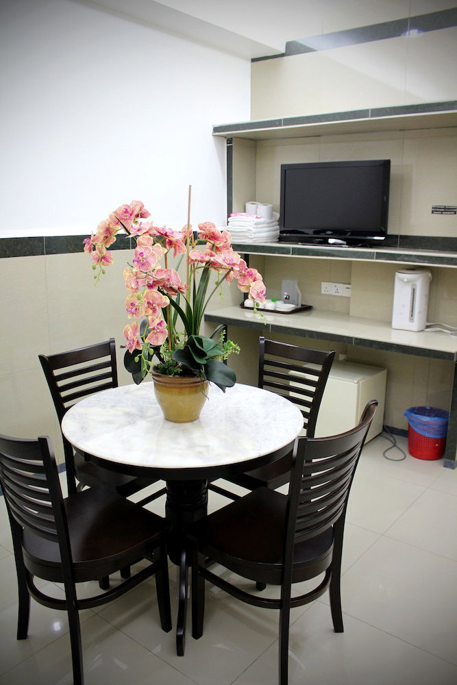 Hotel · Burmahtel - Hotel, George Town