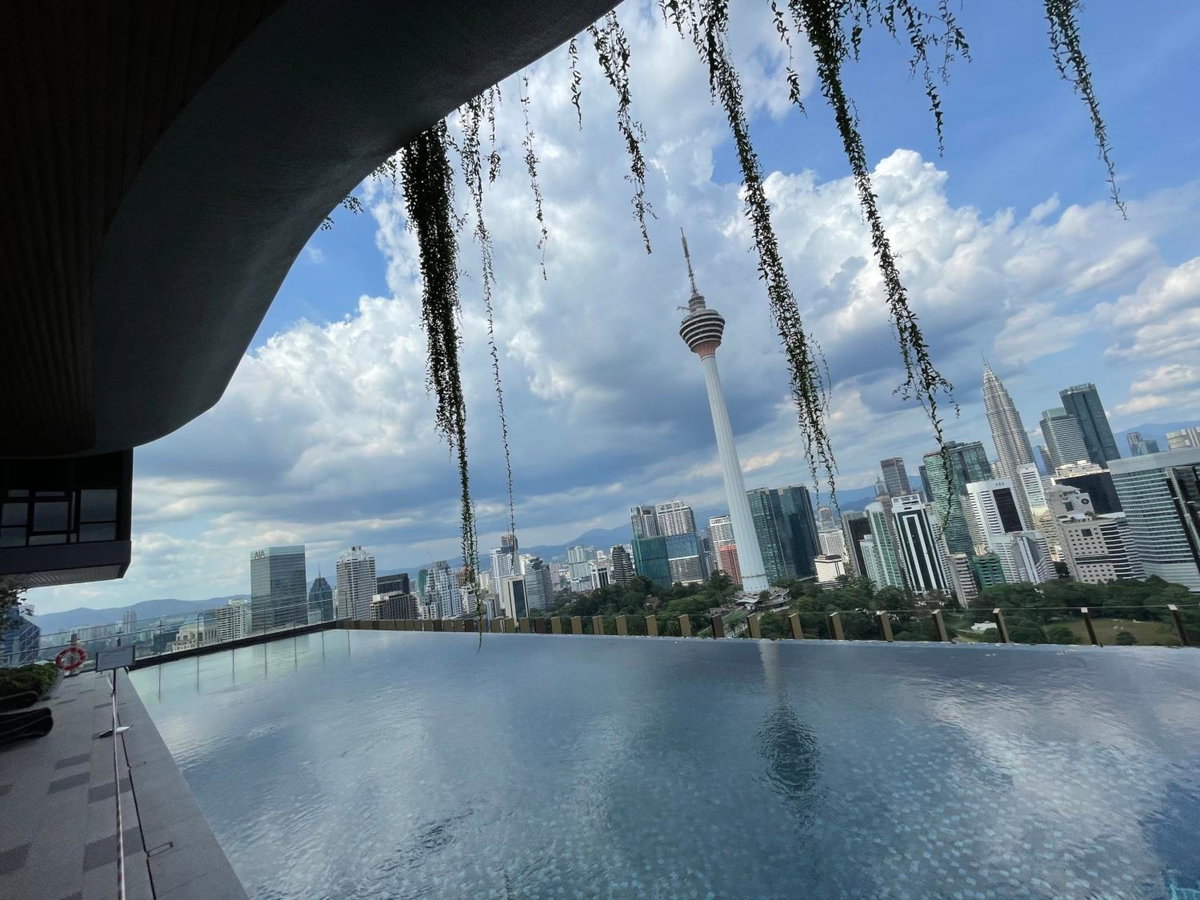 Ceylonz Suite Official, Malaysia
