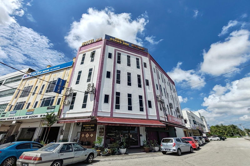 Hotel Kuang Hua Sitiawan Near To UniKL-MIMET, Sitiawan, Malaysia
