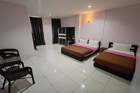 Hotel Kuang Hua Sitiawan Near To UniKL-MIMET, Sitiawan, Malaysia