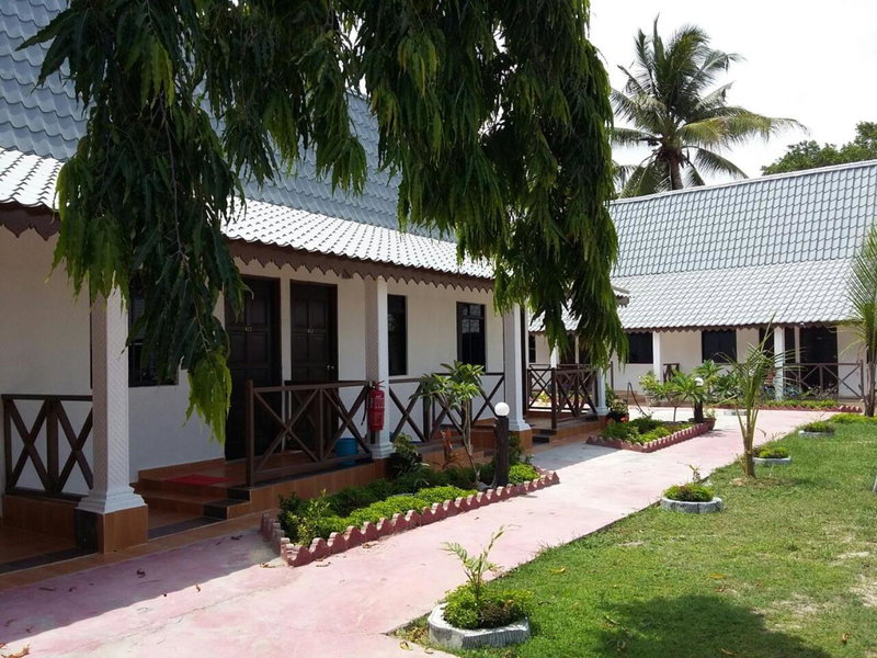 Rasa Senang Villa -Islam Guest Only, Pantai Cenang, Malaysia