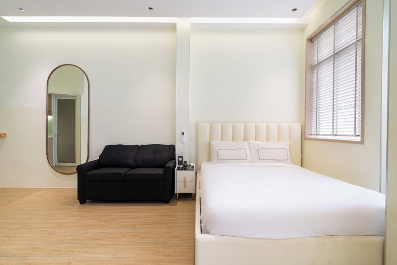 The Rixx Saigon Central - Next to Ben Thanh Market, quan mot, Vietnam
