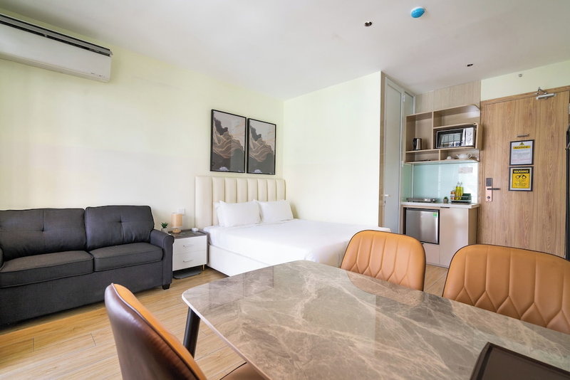 The Rixx Saigon Central - Next to Ben Thanh Market, quan mot, Vietnam