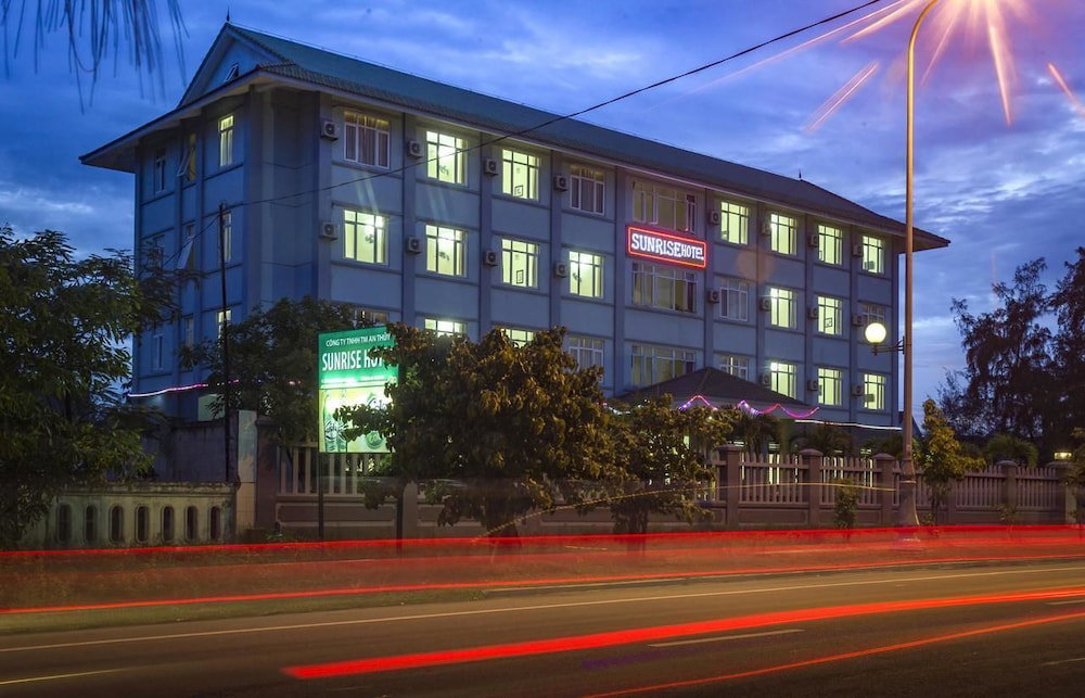 Hotel · Sunrise Hotel Quang Binh, Dong Hoi