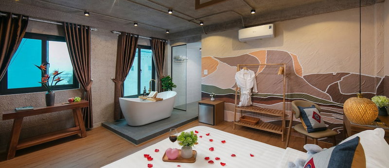 Wanderlust Station Hostel, Hanoi, Vietnam
