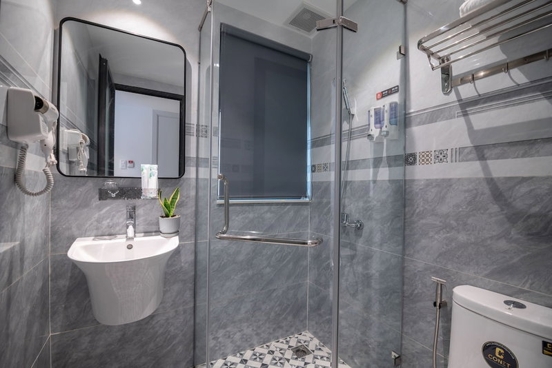 Bin Bin Hotel 15 - Near Feliz En Vista, Ho Chi Minh City, Vietnam