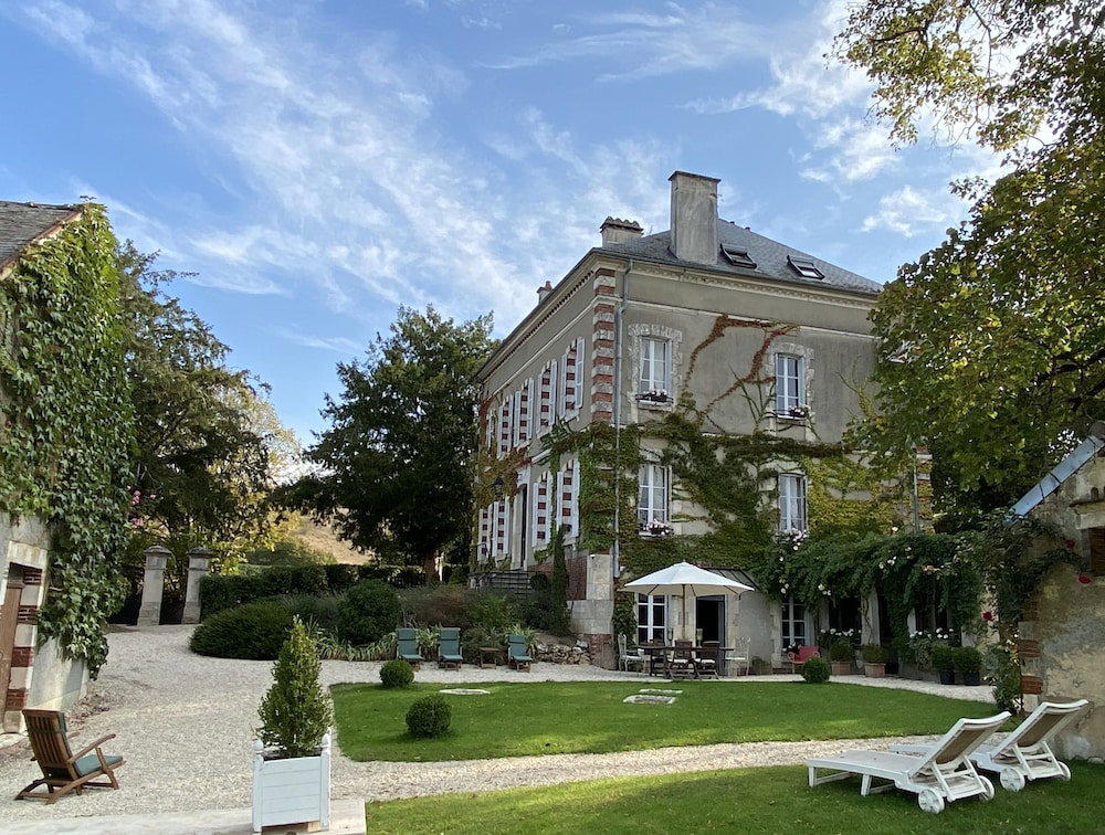 Manoir De La Croix Saint Louis, France