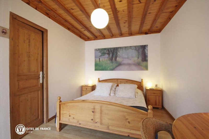 Les Chambres du Chataignier, Léry, France