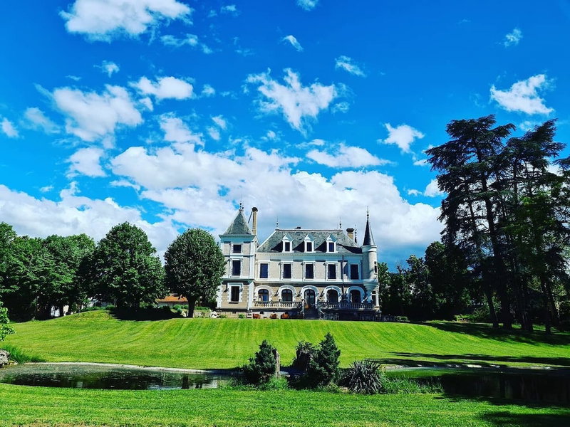 Eclosion Château Hôtel & Restaurant, Saint-Paul en Jarez, France