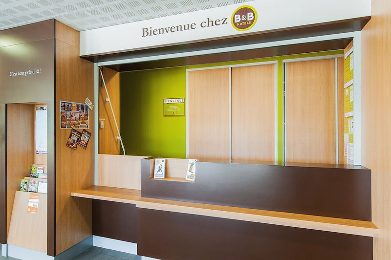 B&B HOTEL Mont-de-Marsan, Saint-Avit, France