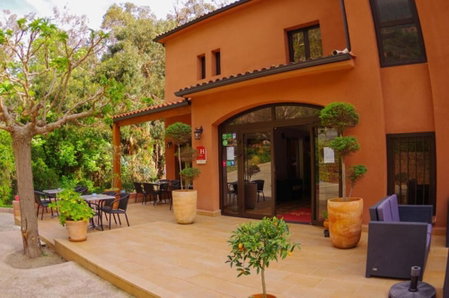 Hôtel Corsica, Ota, France