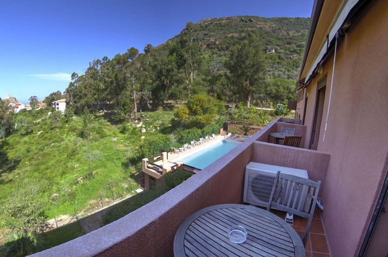 Hôtel Corsica, Ota, France