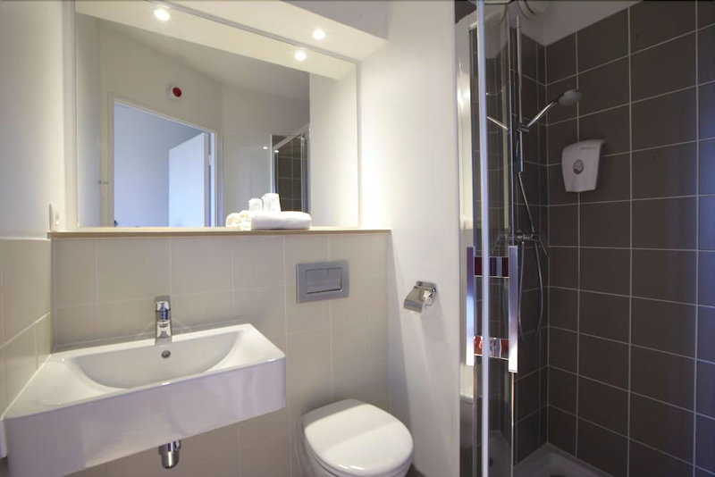Hôtel Première Classe Caen Nord - Mémorial, Saint-Contest, France