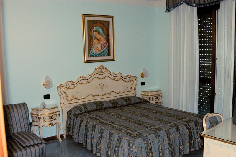 Hotel Confine, Colà di Lazise, Italy