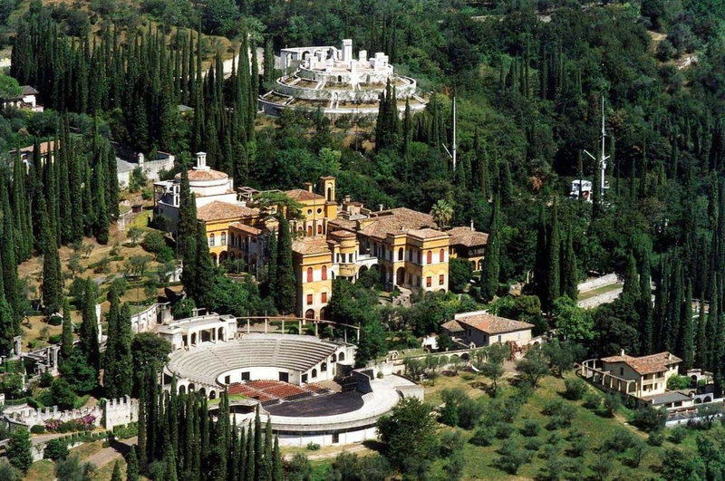 Bike Hotel Touring Gardone Riviera & Wellness, Gardone Riviera, Italy