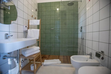 Senia_rooms_vista, Santa Maria al Bagno, Italy