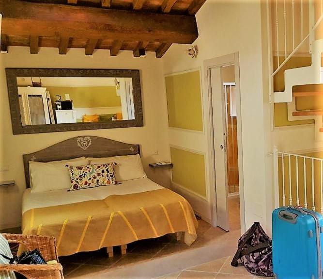 Podere Chiaromonte, Palaia, Italy